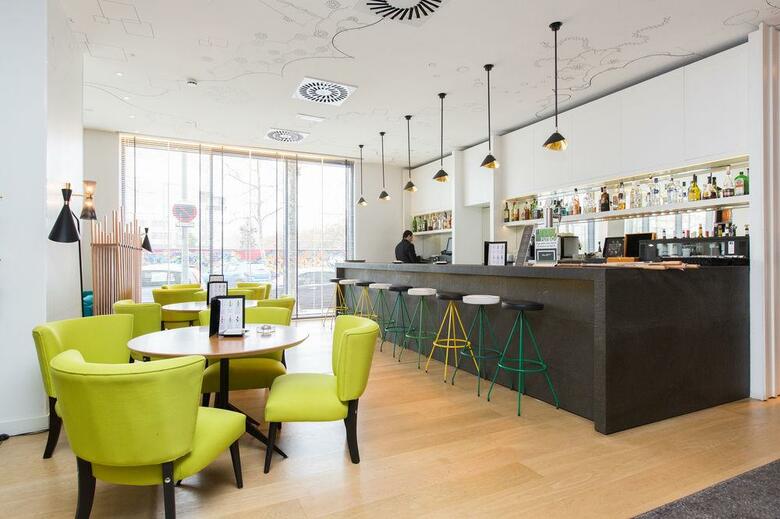 Hotel Vincci Bit