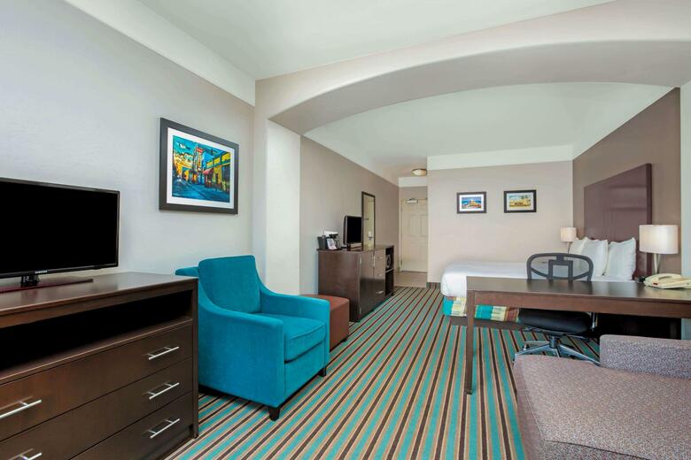Hotel La Quinta Bakersfield North