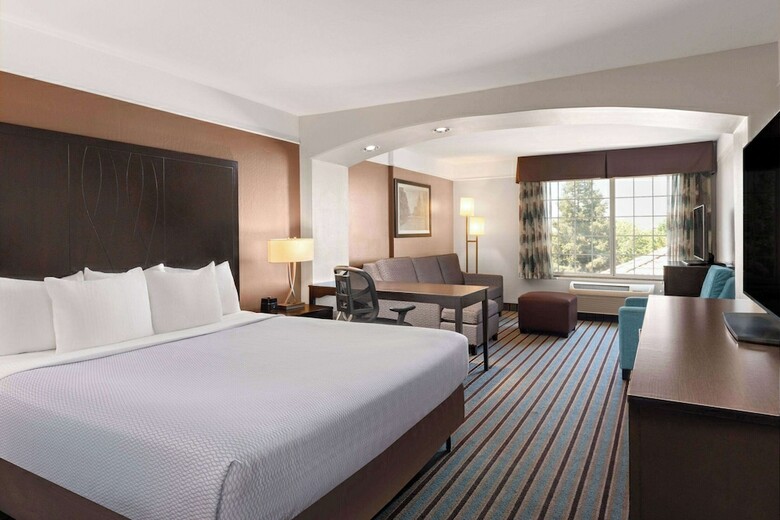 Hotel La Quinta Bakersfield North