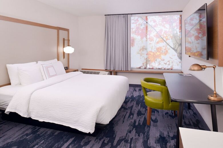Clarion Hotel