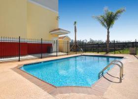Hotel Suburban Extended Stay