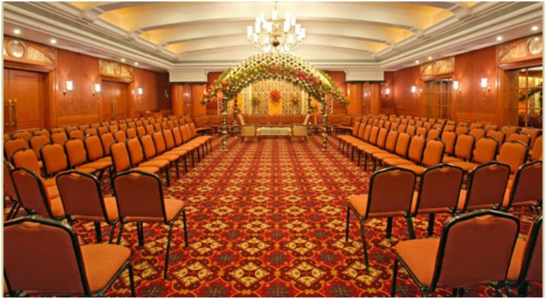 Hotel Imperial Palace Rajkot