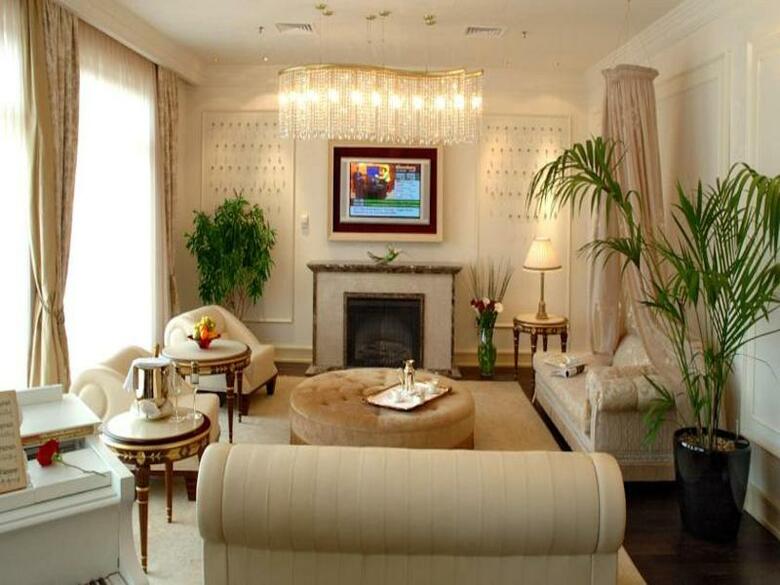 Hotel Excelsior