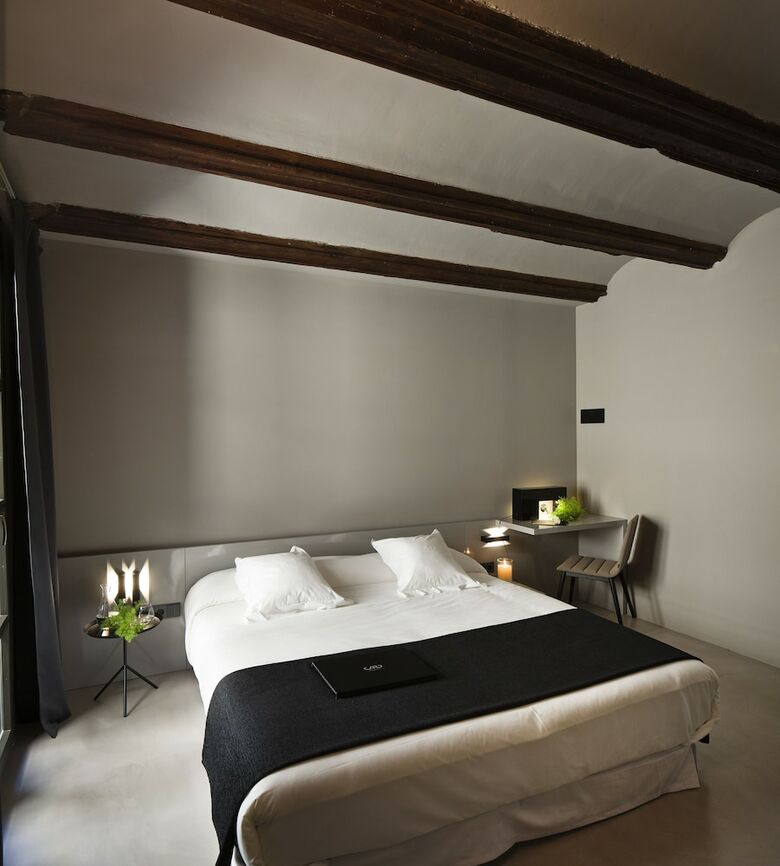Caro Hotel