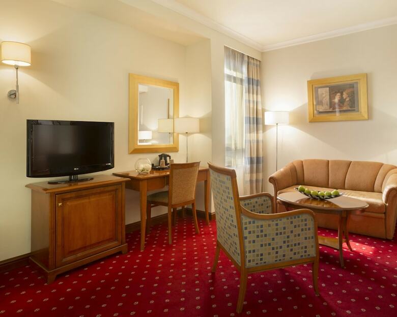 Best Western Premier Hotel Astoria
