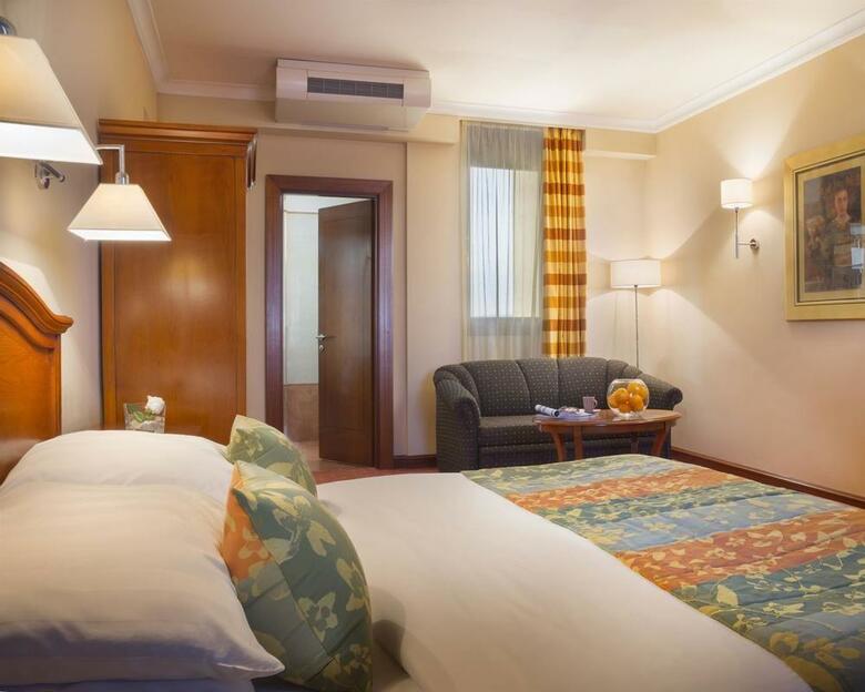 Best Western Premier Hotel Astoria
