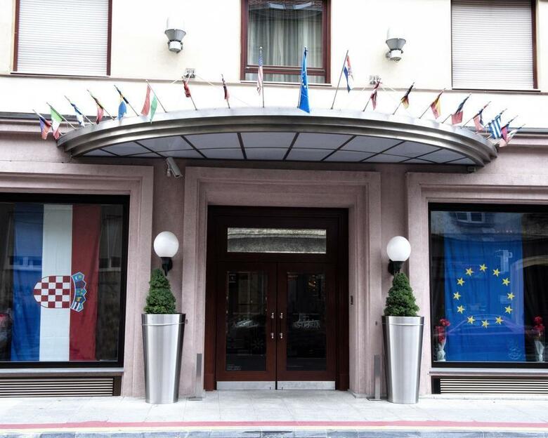 Best Western Premier Hotel Astoria