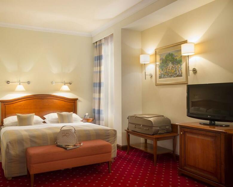 Best Western Premier Hotel Astoria