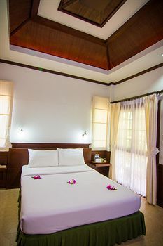 Hotel Cocopalm Beach Resort