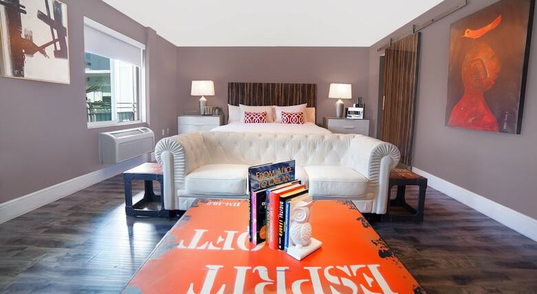 Hotel Oasis At Gold Spike