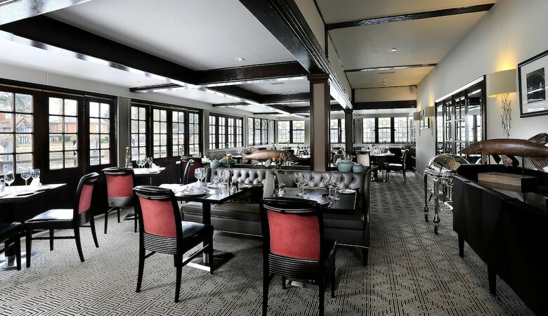 Hotel Macdonald Compleat Angler