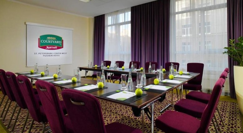 Hotel Marriott Courtyard St Petersburg Center West Pushk
