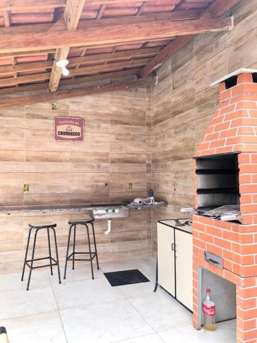 Casa Grande Com Piscina