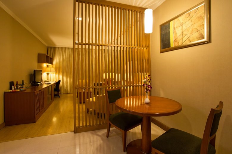 Hotel Ellaa