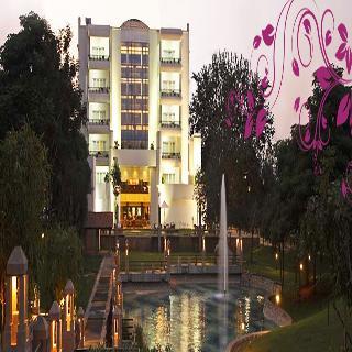 Hotel Ellaa