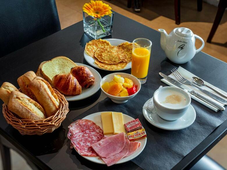 Hotel Resort Bourg Les Valence