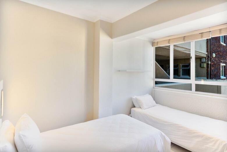 Hotel Mouille Point Village