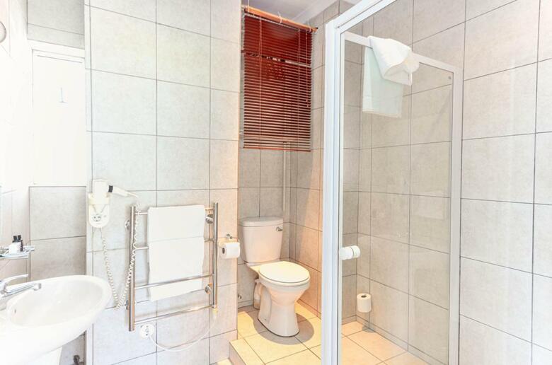 Hotel Mouille Point Village