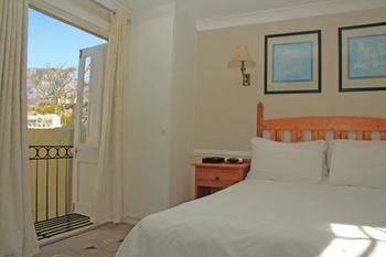 Hotel De Waterkant House