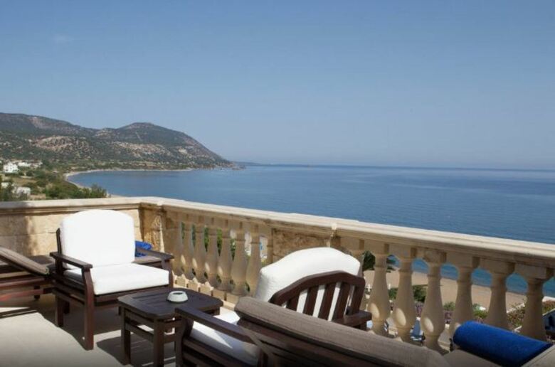 Anassa Hotel