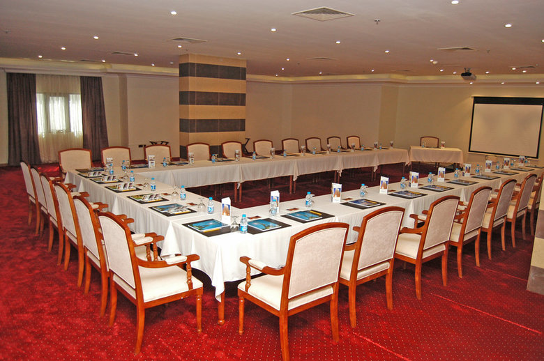 Hotel Monroe (Est�ndar Alojamiento Y Desayuno)