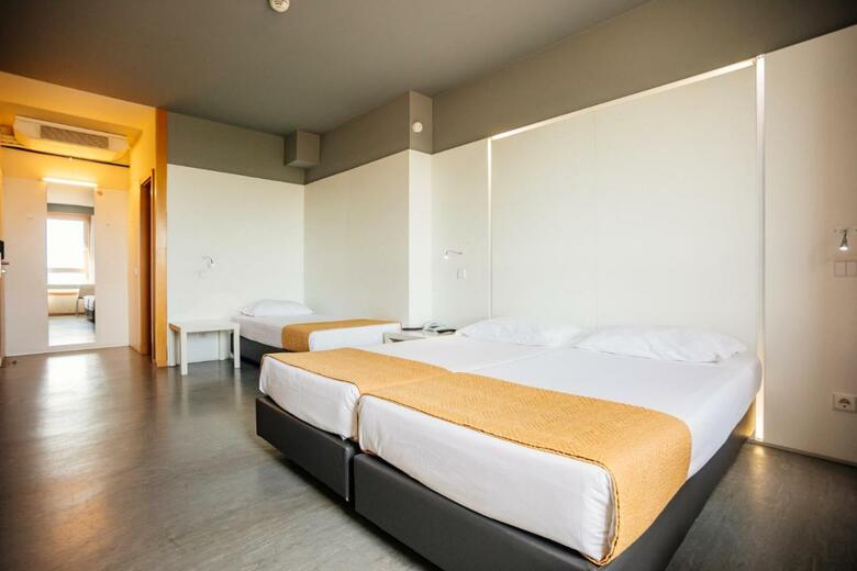 Hotel Basic Braga By Axis