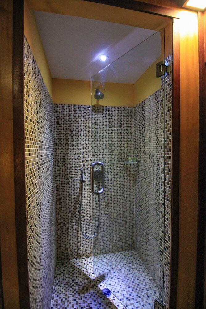 Hotel Kupu Kupu Jimbaran