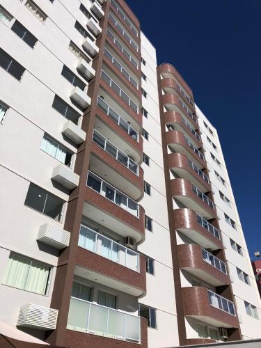 Apartamento Everest Flat Service R3