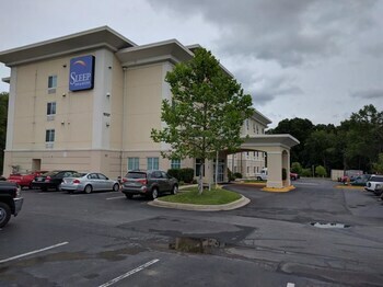 Hotel Sleep Inn & Suites