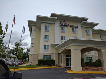 Hotel Sleep Inn & Suites