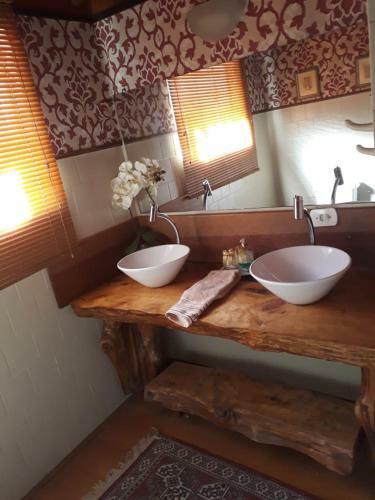 Casa De Valentina Com Espa�o Gourmet Na Villa Inglesa