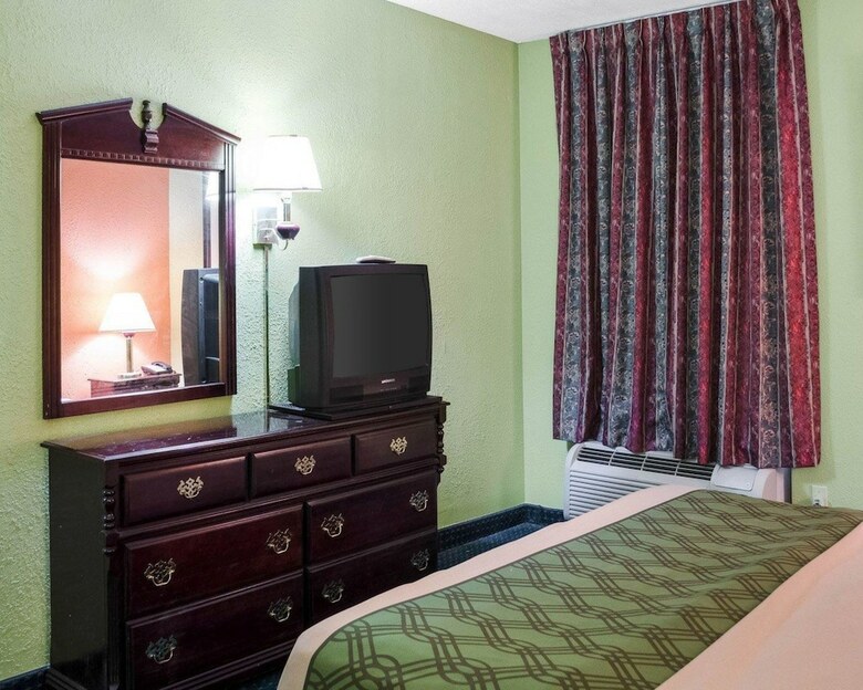 Hotel Econo Lodge Canton I-55