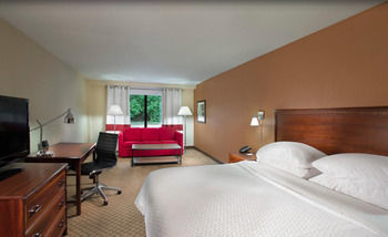 Clarion Hotel Sports Complex