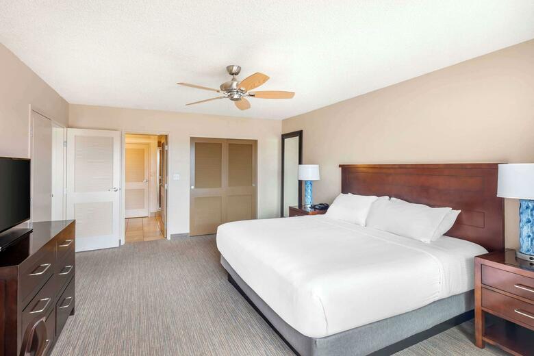Hotel Kaanapali Beach Club
