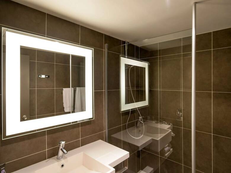 Hotel Novotel Chartres