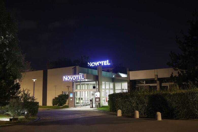 Hotel Novotel Evry Courcouronnes