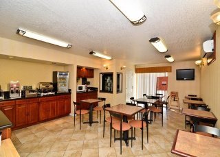 Hotel Comfort Inn