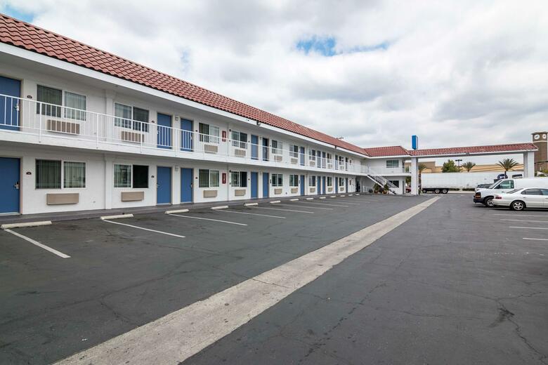 Hotel Rodeway Inn