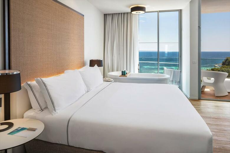 Hotel Beach House