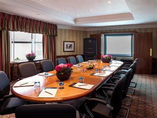 Hotel Mercure Castle