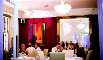 Berkeley Square Hotel