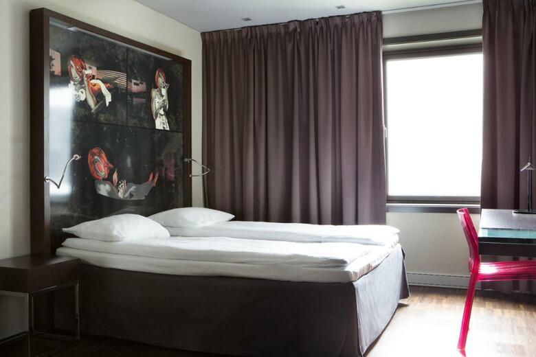 Comfort Hotel Square