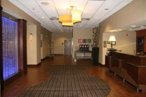 Hotel Hampton Inn And Suites-winston-salem/university