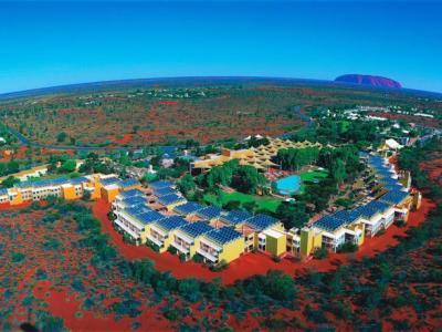 Hotel Sails In The Desert