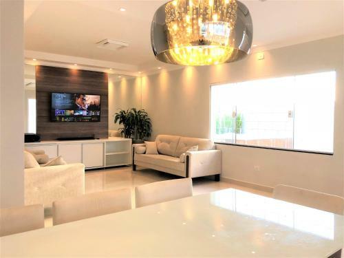 Casa Com Piscina Guaruj� - Tombo