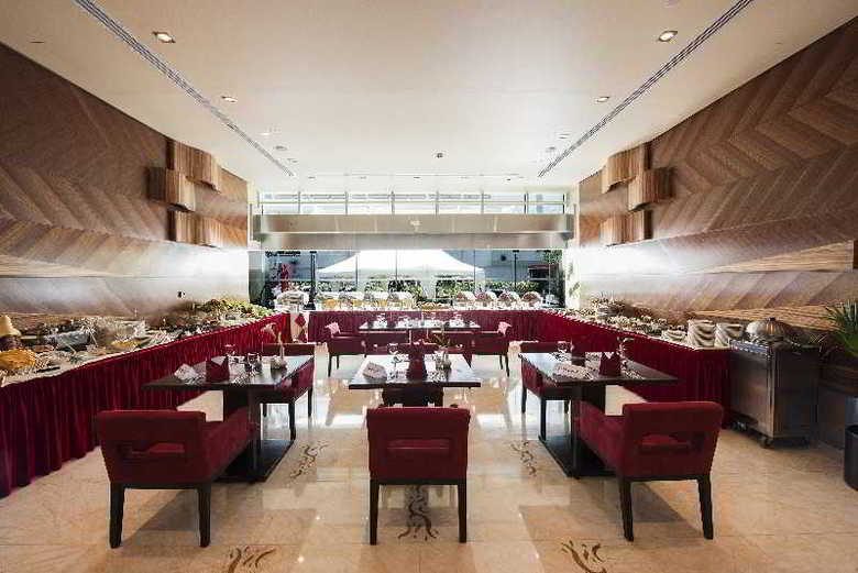 Emirates Grand Hotel