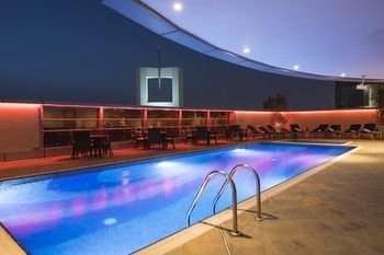 Emirates Grand Hotel
