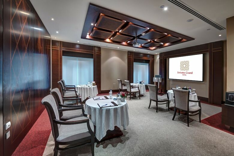 Emirates Grand Hotel