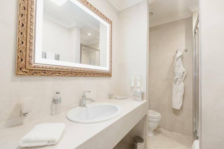 Grand Hotel Yerevan