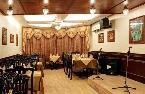 Hotel Palace Of Ganges